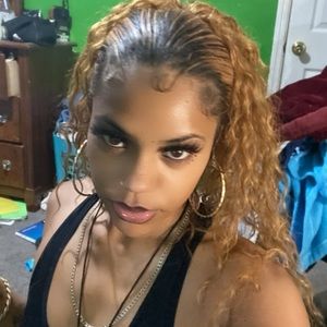 Meet your Posher, Shayla